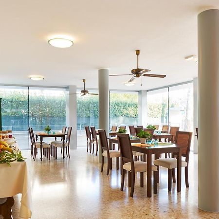 G/Hotel Lignano Lignano Sabbiadoro Ngoại thất bức ảnh