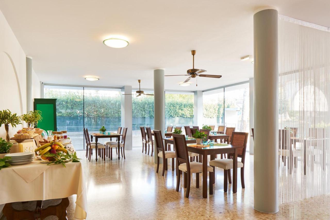 G/Hotel Lignano Lignano Sabbiadoro Ngoại thất bức ảnh
